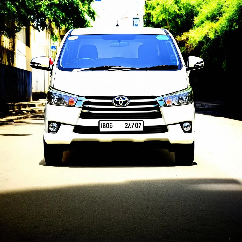 Xe Toyota Innova 7 chỗ